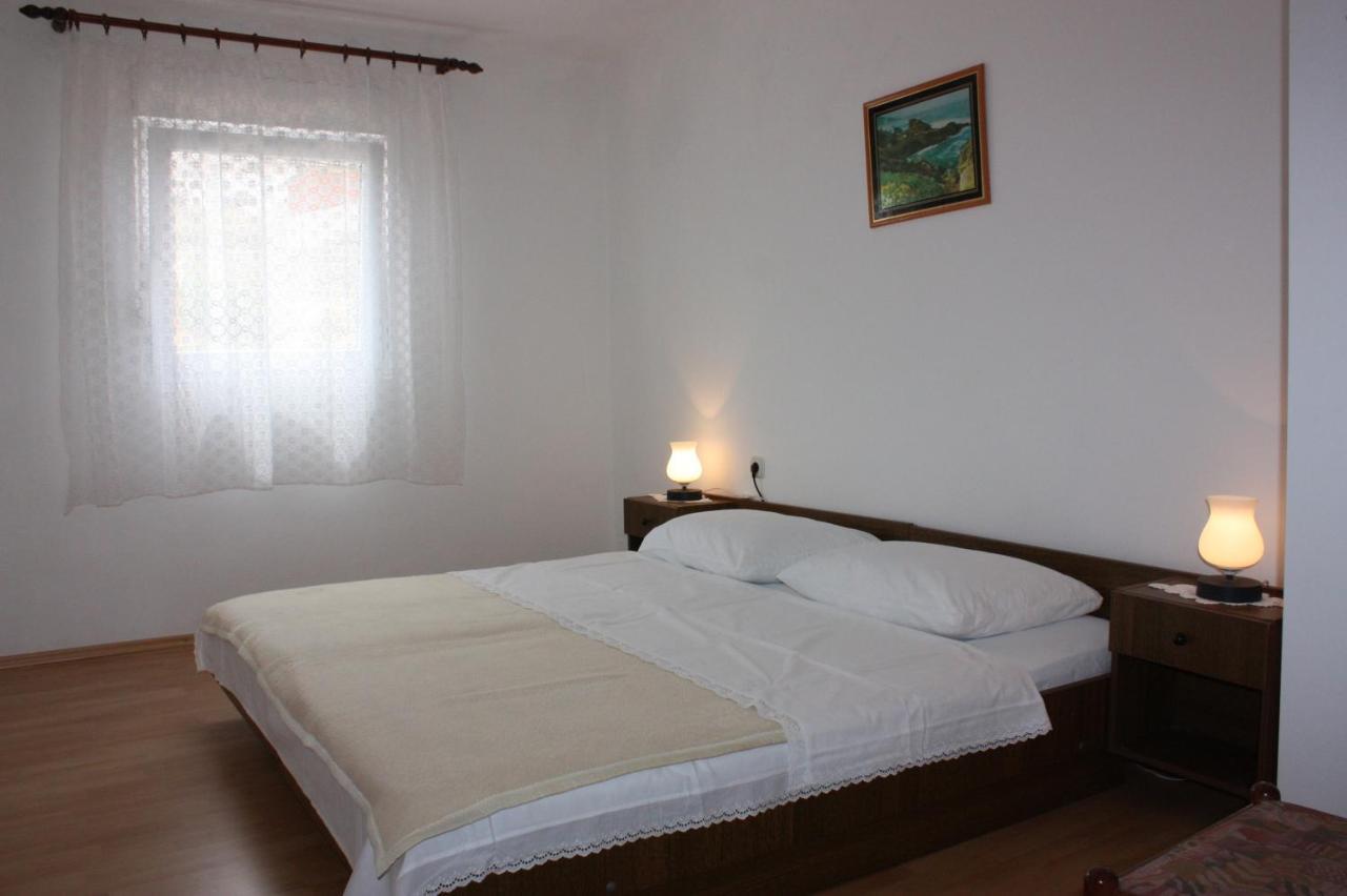 Apartment E&M Pag Town Buitenkant foto